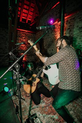 IMG